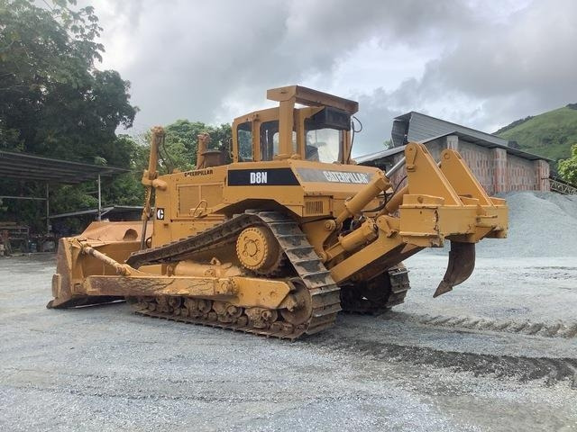 CAT D8N - Bulldozer: picture 2 CAT D8N - Bulldozer: picture 2