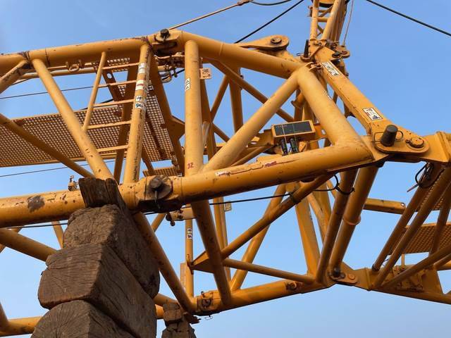 Crawler crane Liebherr LR1600/2: picture 16