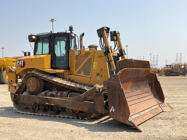 CAT D8R - Bulldozer: picture 4 CAT D8R - Bulldozer: picture 4