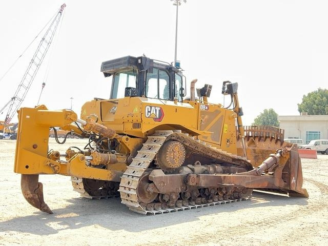 CAT D8R - Bulldozer: picture 3 CAT D8R - Bulldozer: picture 3