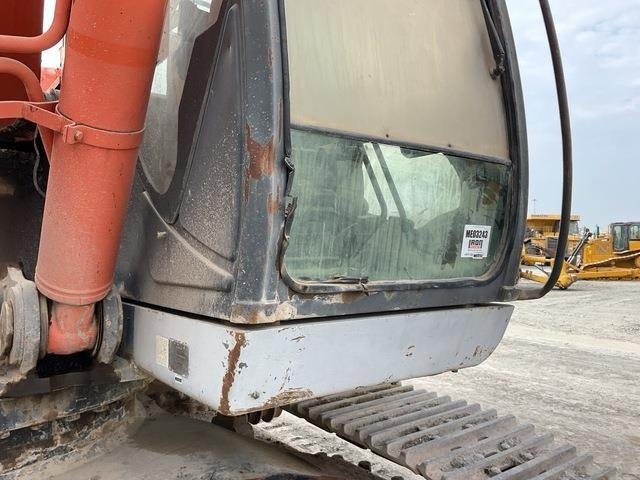 Crawler excavator Hitachi ZX450-3F: picture 15 Crawler excavator Hitachi ZX450-3F: picture 15