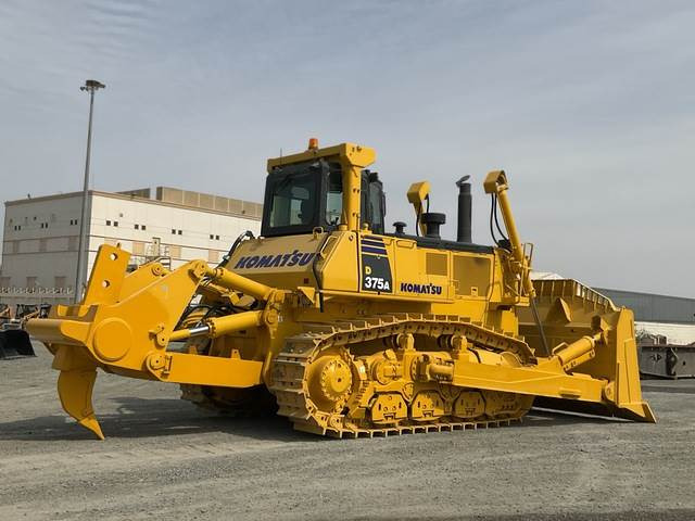 Komatsu D375A-6R - Bulldozer: picture 3 Komatsu D375A-6R - Bulldozer: picture 3