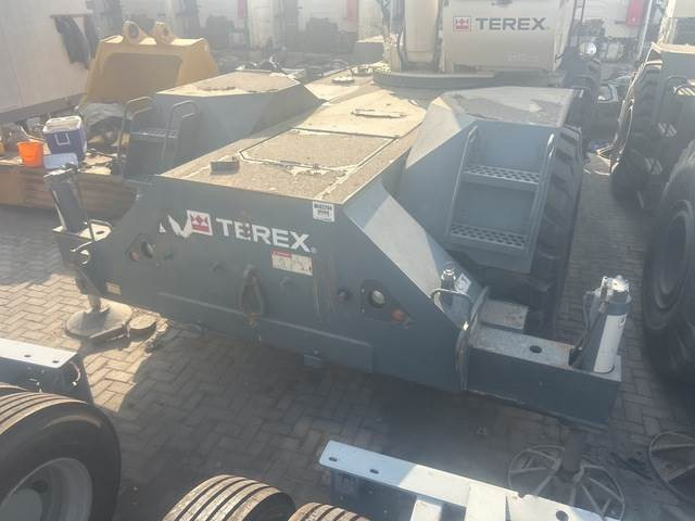 Rough terrain crane Terex RT555: picture 11