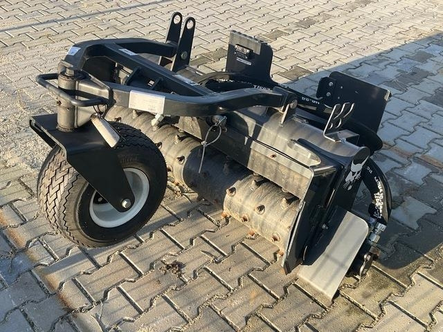 Bobcat 48SCM - Attachment for Construction machinery: picture 1 Bobcat 48SCM - Attachment for Construction machinery: picture 1