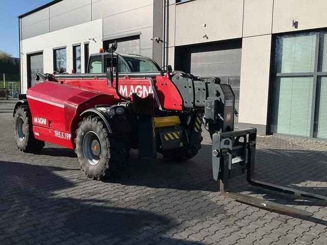 Magni TH5.5.19 - Telescopic handler: picture 4 Magni TH5.5.19 - Telescopic handler: picture 4