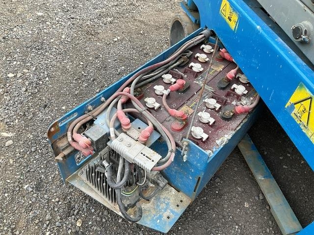 Scissor lift Genie GS1932: picture 8