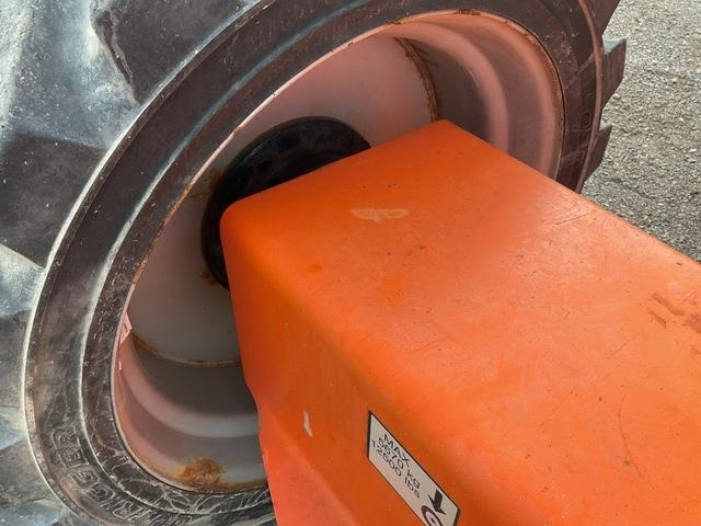 Articulated boom JLG 600AJ: picture 15