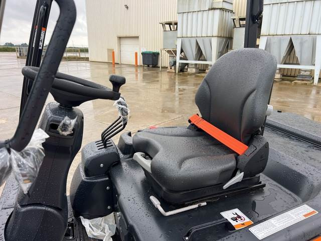 Electric forklift Doosan B35X-7 PLUS: picture 7