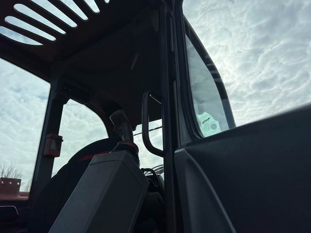 Telescopic handler Manitou MRT2150: picture 23