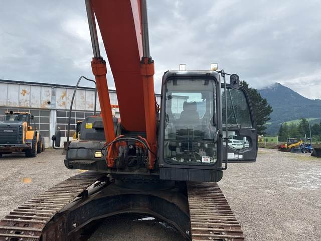 Hitachi ZX350LCN-3 on lease Hitachi ZX350LCN-3: picture 14