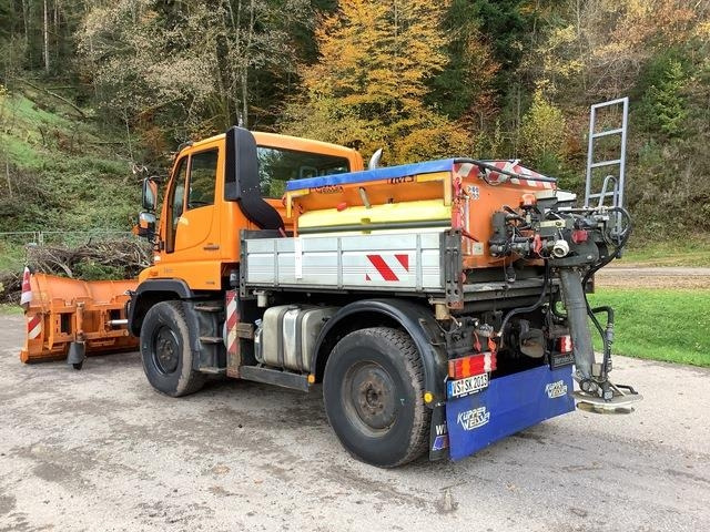 MB Trac Unimog U300 - Snow removal vehicle: picture 3 MB Trac Unimog U300 - Snow removal vehicle: picture 3