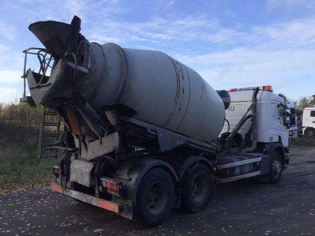 Scania P420LB - Concrete mixer truck: picture 3 Scania P420LB - Concrete mixer truck: picture 3