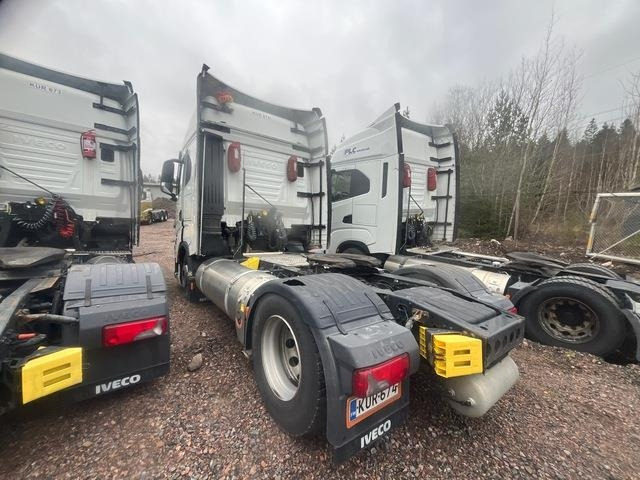 Iveco S-Way 460 - Tractor unit: picture 2 Iveco S-Way 460 - Tractor unit: picture 2