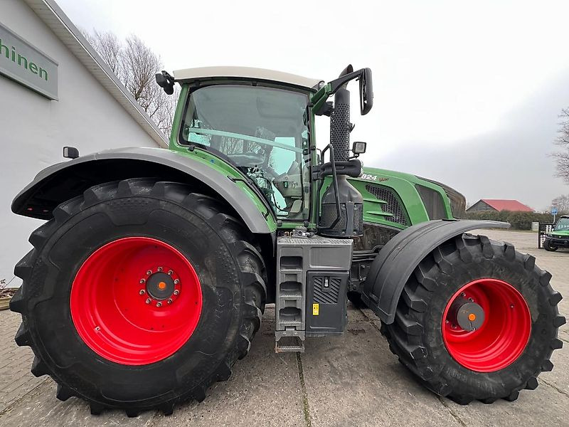 Fendt 824 Vario ProfiPlus - Farm tractor: picture 5 Fendt 824 Vario ProfiPlus - Farm tractor: picture 5