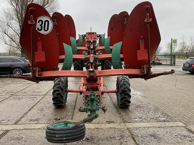Kverneland PW-100-9 7Schar Karrenpflug - Plow: picture 4 Kverneland PW-100-9 7Schar Karrenpflug - Plow: picture 4