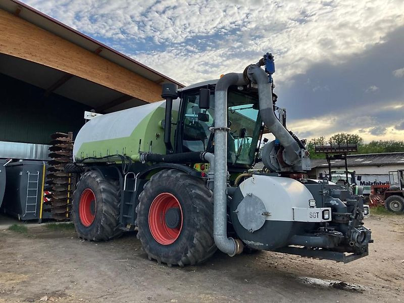 SGT Fronttank + Guelleaufbau Xerion 3800 VC - Slurry tanker: picture 2 SGT Fronttank + Guelleaufbau Xerion 3800 VC - Slurry tanker: picture 2