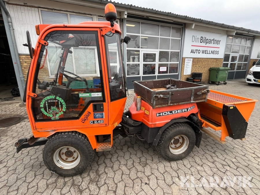 Redskabsbærer Holder C 2.42 med Hydromann 300-K Saltspreder - Municipal tractor: picture 5 Redskabsbærer Holder C 2.42 med Hydromann 300-K Saltspreder - Municipal tractor: picture 5