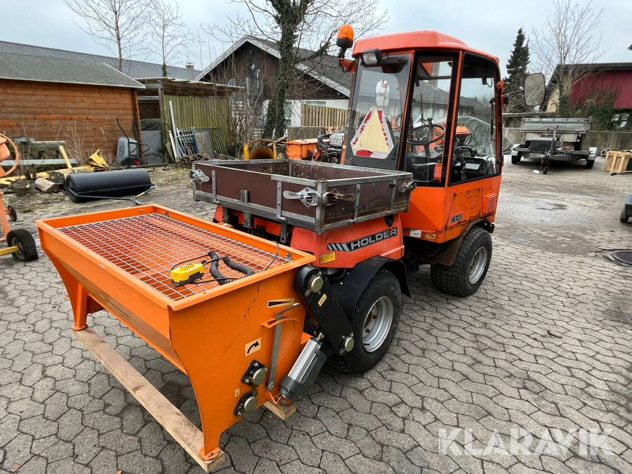 Redskabsbærer Holder C 2.42 med Hydromann 300-K Saltspreder - Municipal tractor: picture 3 Redskabsbærer Holder C 2.42 med Hydromann 300-K Saltspreder - Municipal tractor: picture 3