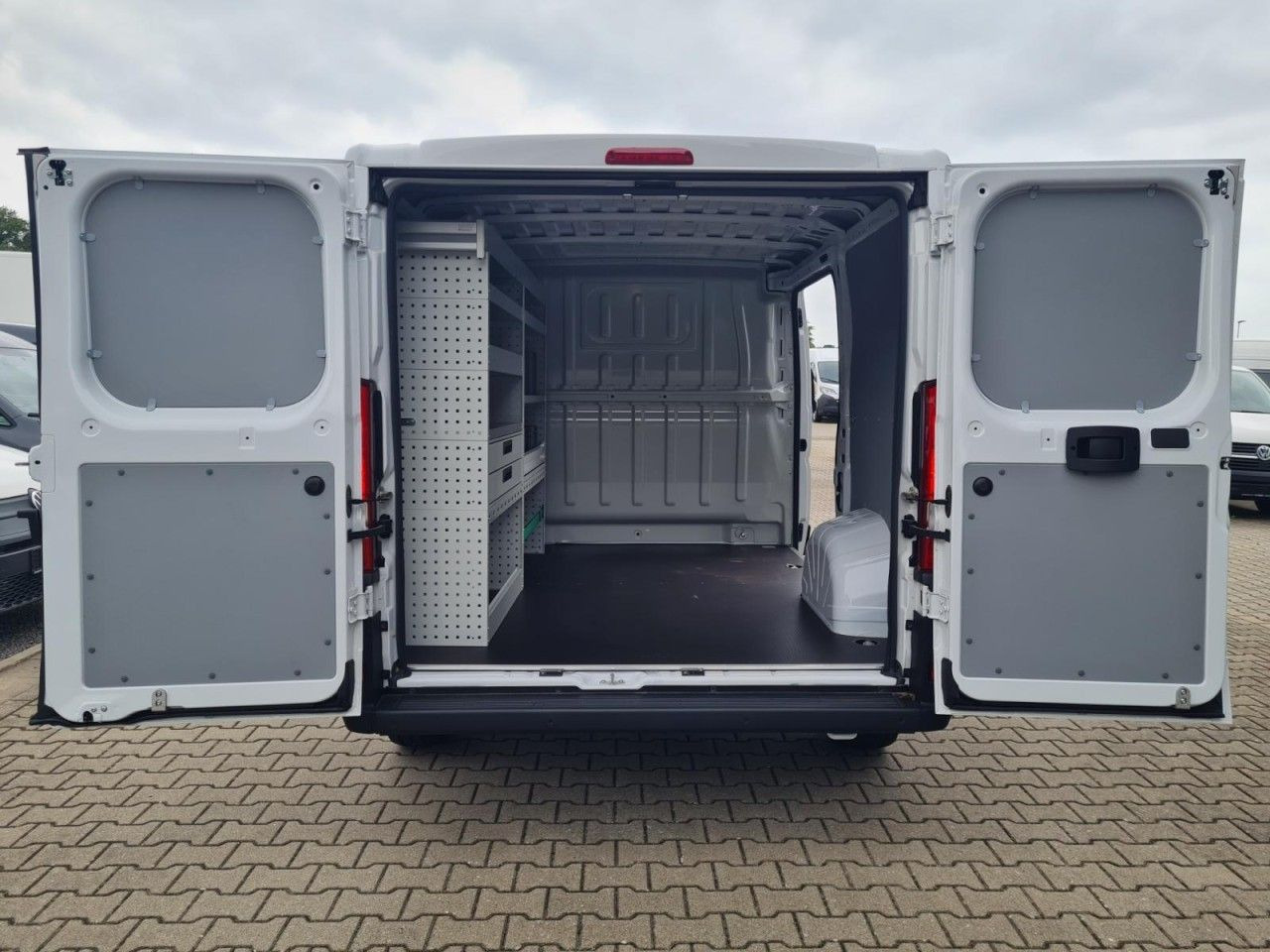Small van Fiat Ducato 30 Kasten L1H1 KLIMA PDC REGALE TEMPOMAT: picture 18
