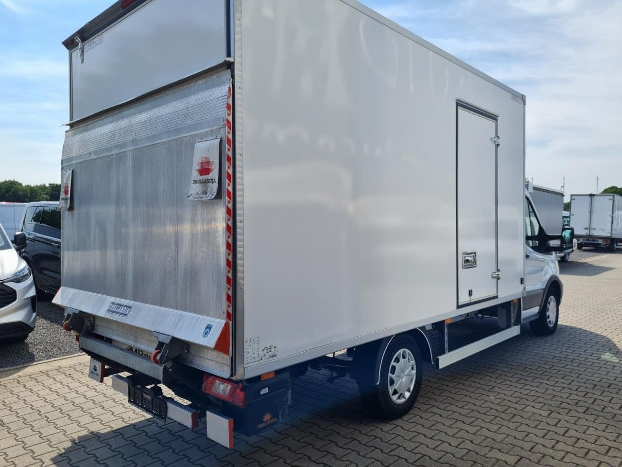 Ford Transit 350 Koffer mit LBW TDCi Trend KLIMA AUTO - Box van: picture 3 Ford Transit 350 Koffer mit LBW TDCi Trend KLIMA AUTO - Box van: picture 3