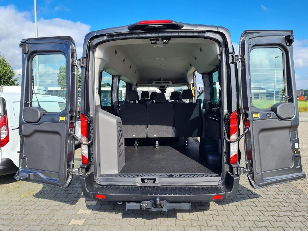 Ford Transit 350 Kombi L3 Trend 8 Sitze KAMERA AHK - Passenger van: picture 5 Ford Transit 350 Kombi L3 Trend 8 Sitze KAMERA AHK - Passenger van: picture 5