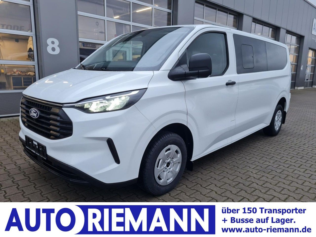 Ford Transit Custom Trend 320 L2 9 Sitzer - Passenger van: picture 1 Ford Transit Custom Trend 320 L2 9 Sitzer - Passenger van: picture 1