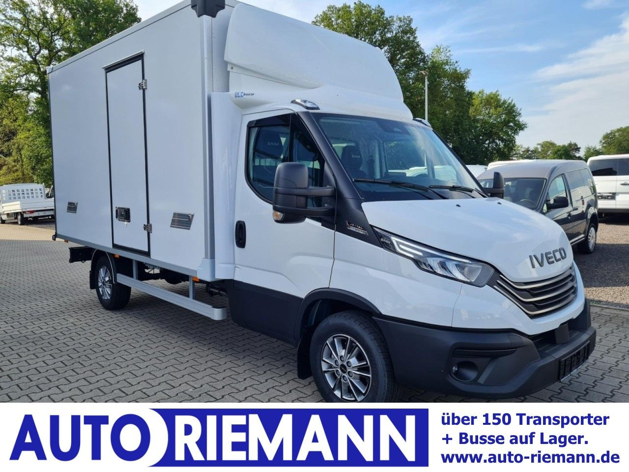 Iveco 35S 18 3.0 Koffer Hi Matic LM KLIMA KAMERA Navig - Box van: picture 1 Iveco 35S 18 3.0 Koffer Hi Matic LM KLIMA KAMERA Navig - Box van: picture 1