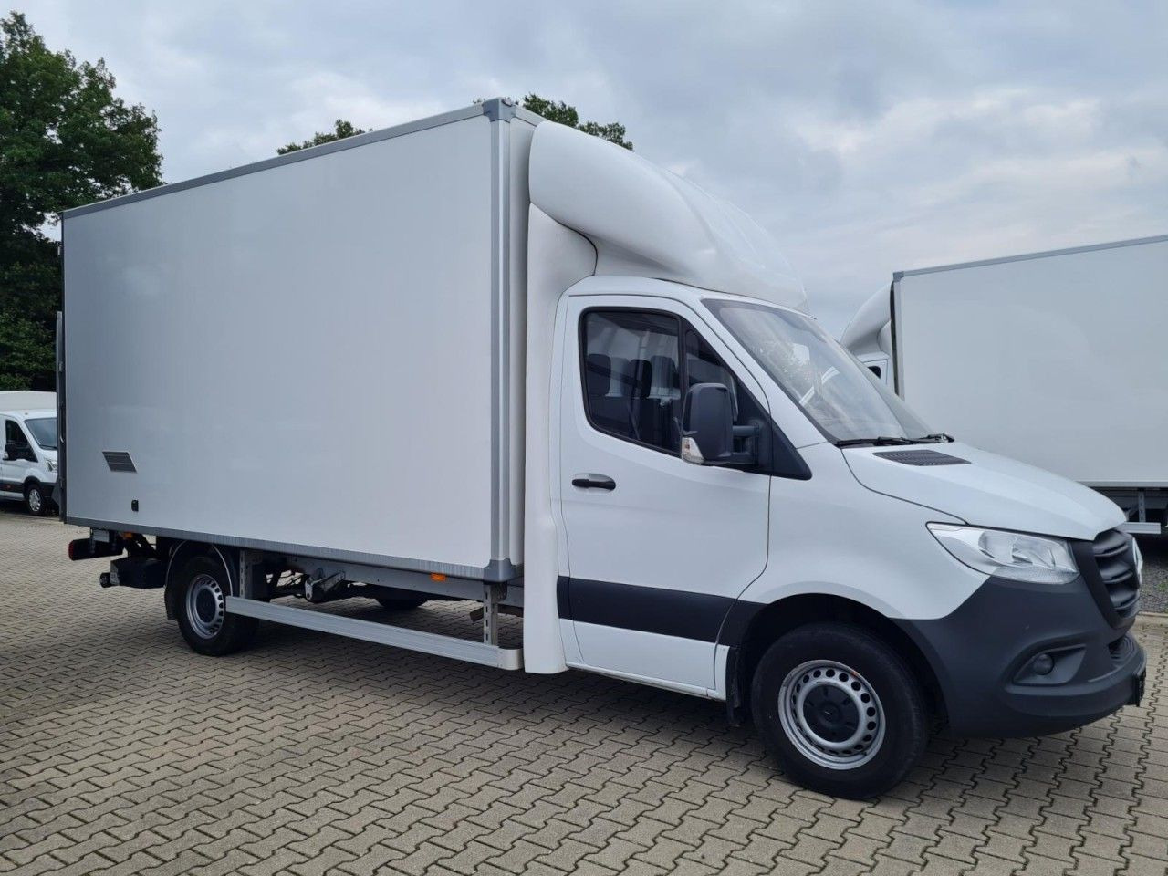 Mercedes-Benz Sprinter 315 CDI Koffer LBW RWD KLIMA TEMPOMAT - Box van: picture 3 Mercedes-Benz Sprinter 315 CDI Koffer LBW RWD KLIMA TEMPOMAT - Box van: picture 3