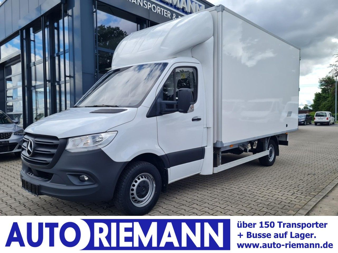 Mercedes-Benz Sprinter 315 CDI Möbel Koffer RWD KLIMA TEMPOMAT - Box van: picture 1 Mercedes-Benz Sprinter 315 CDI Möbel Koffer RWD KLIMA TEMPOMAT - Box van: picture 1