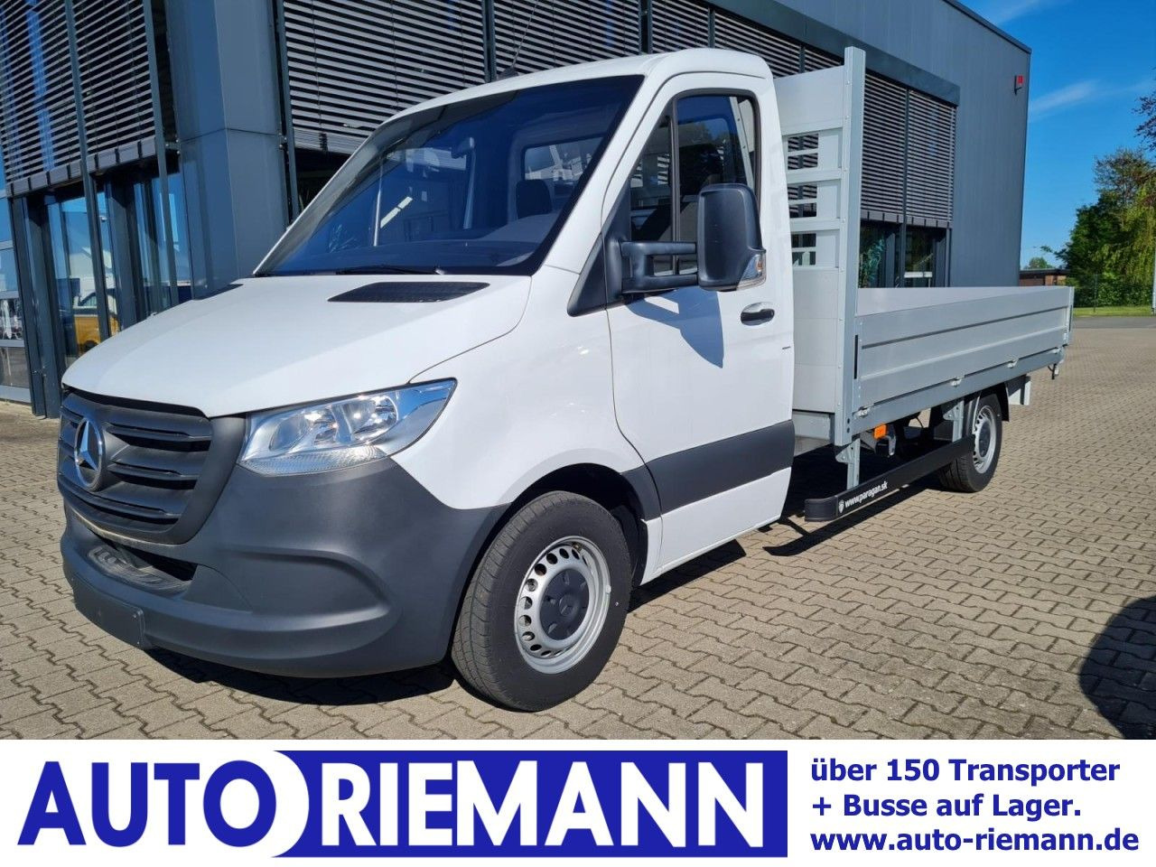 Mercedes-Benz Sprinter 315 CDI Pritsche MR L3 KLIMA TEMPOMAT - Flatbed van: picture 1 Mercedes-Benz Sprinter 315 CDI Pritsche MR L3 KLIMA TEMPOMAT - Flatbed van: picture 1