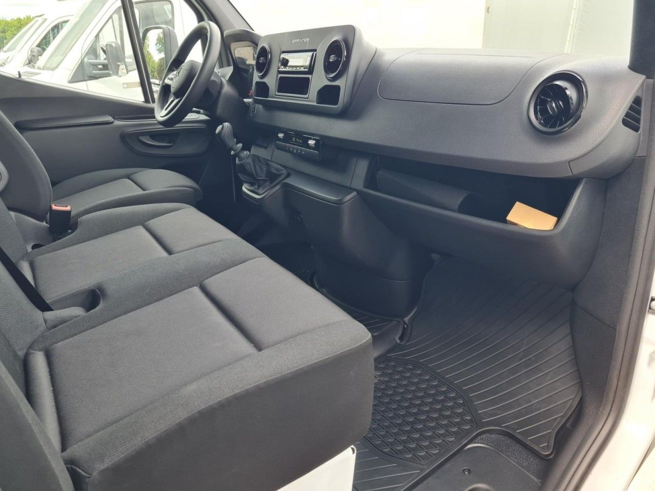 Curtain side van Mercedes-Benz Sprinter 317 CDI Pritsche Plane Schlafkab. RWD: picture 14