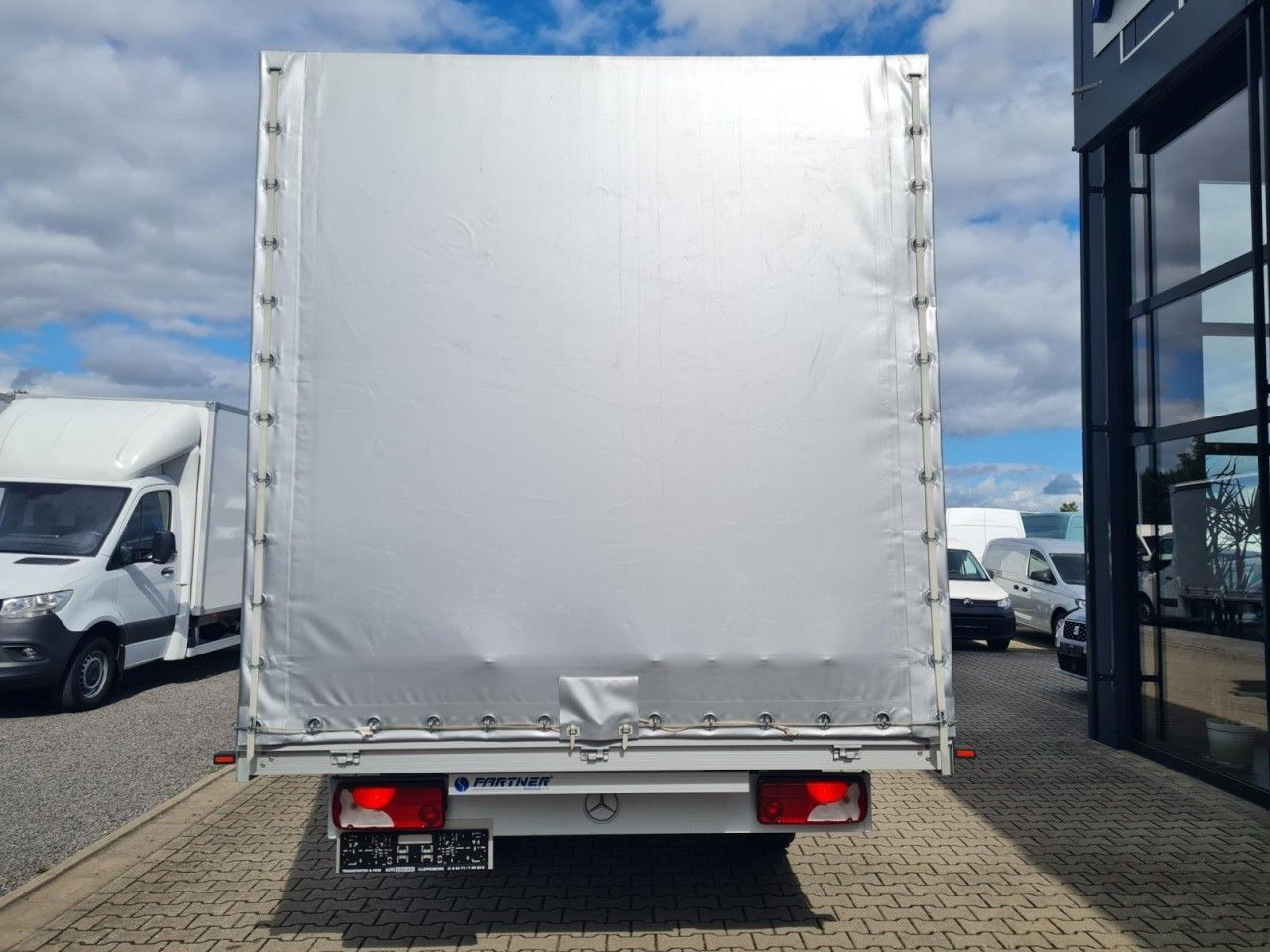 Curtain side van Mercedes-Benz Sprinter 317 CDI Pritsche Plane Schlafkab. RWD: picture 7