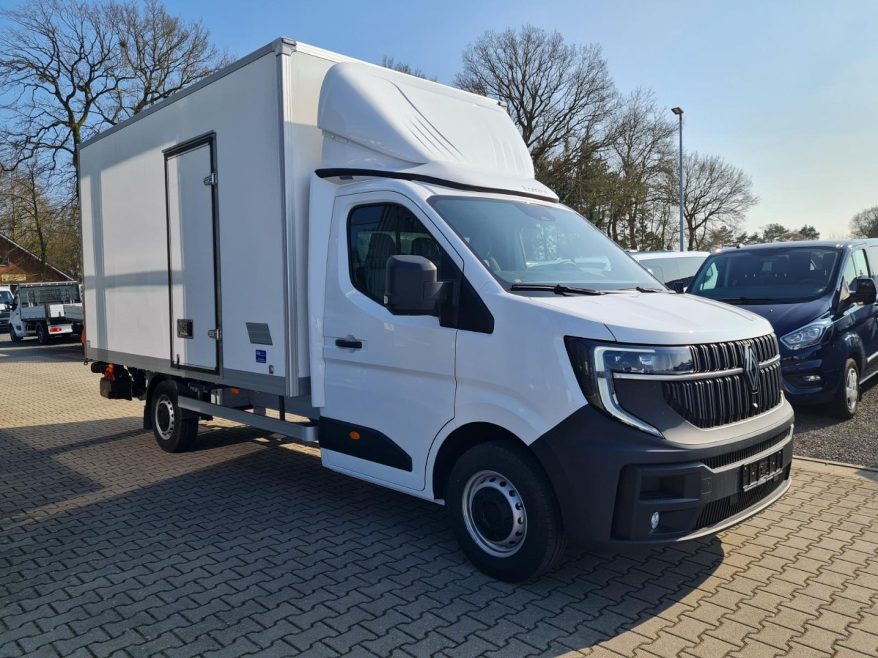 Renault Master 35 New Möbel Koffer LBW KAMERA LUFTFEDERUNG - Box van: picture 3 Renault Master 35 New Möbel Koffer LBW KAMERA LUFTFEDERUNG - Box van: picture 3