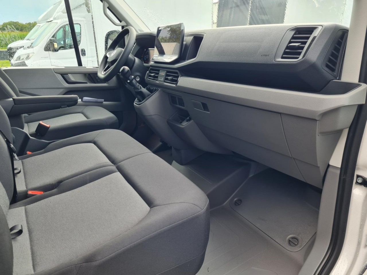 Panel van Volkswagen Crafter 35 Kasten TDI MR L3H3 PDC KLIMA TEMPOMAT: picture 15