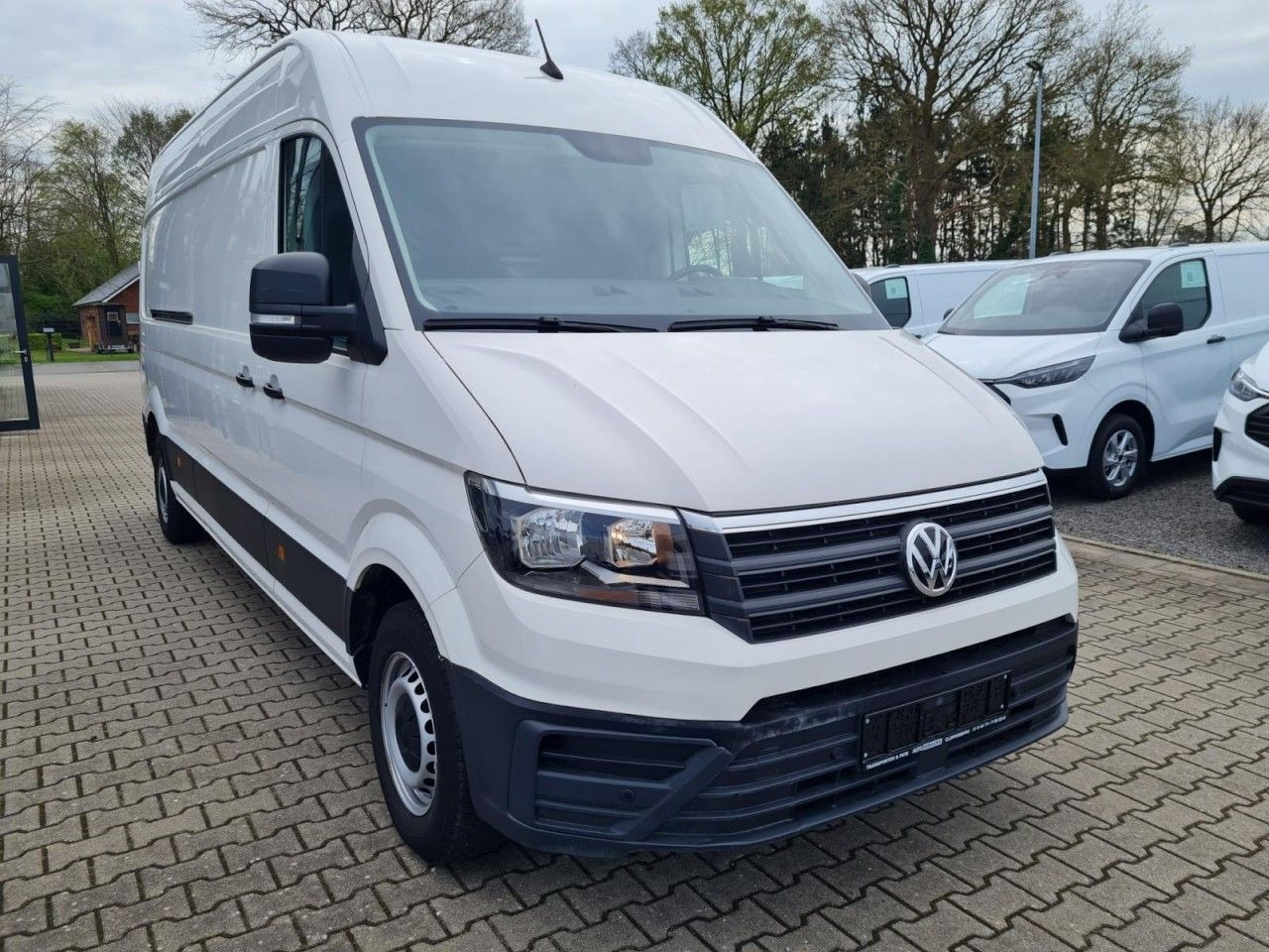 Volkswagen Crafter 35 Kasten lang L4H2 KLIMA NAVI_APP HOLZB - Panel van: picture 2 Volkswagen Crafter 35 Kasten lang L4H2 KLIMA NAVI_APP HOLZB - Panel van: picture 2