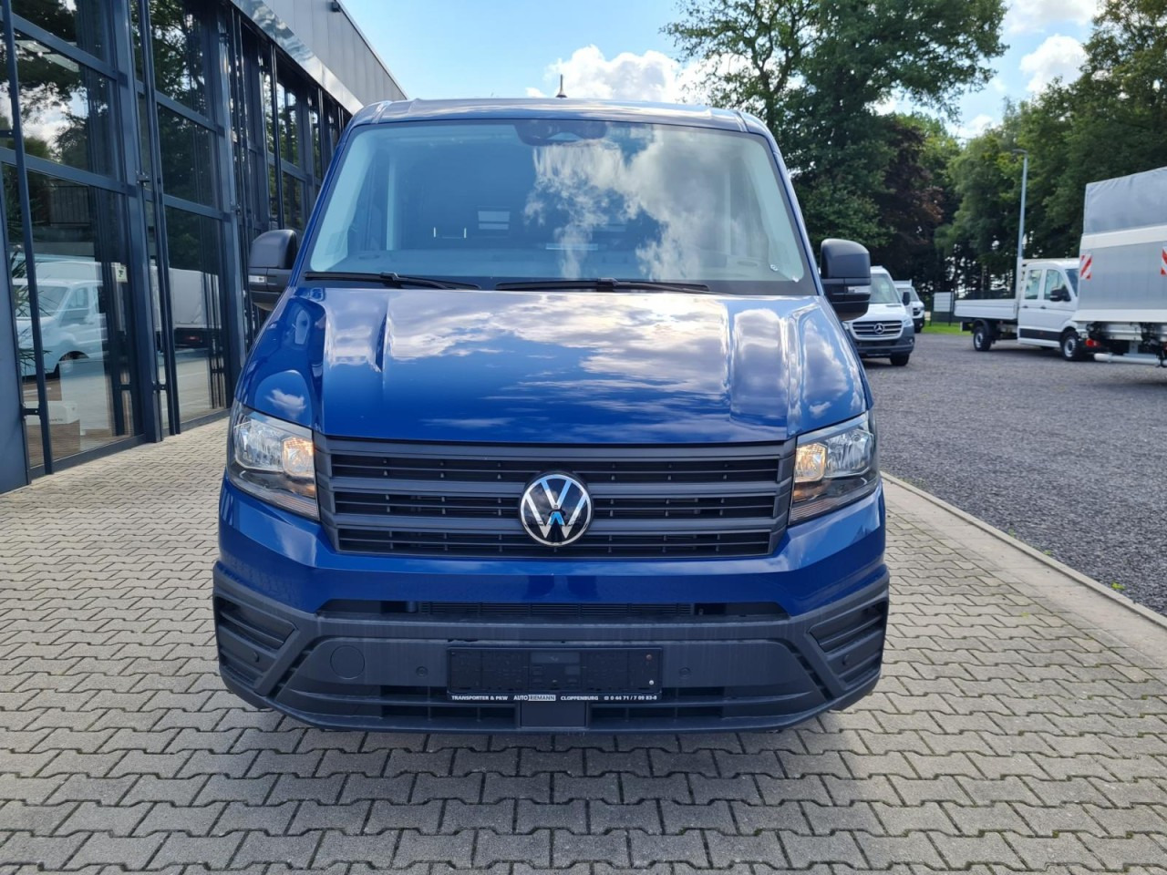 Volkswagen Crafter 35 Pritsche MR L3 KLIMA NAVI/APP TEMPOMAT - Flatbed van: picture 2 Volkswagen Crafter 35 Pritsche MR L3 KLIMA NAVI/APP TEMPOMAT - Flatbed van: picture 2