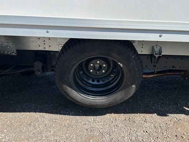 Box van Iveco Daily 35S16H 3.0 LBW Kamera Spoiler 11...: picture 8