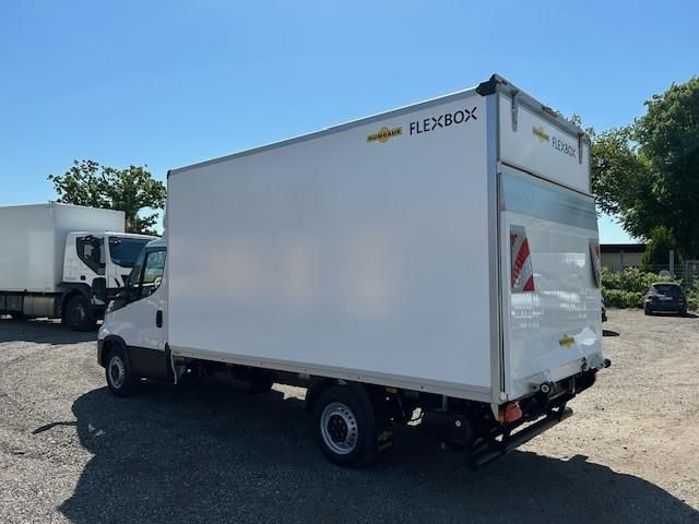 Iveco Daily 35S16H 3.0 LBW Kamera Spoiler 11... - Box van: picture 4 Iveco Daily 35S16H 3.0 LBW Kamera Spoiler 11... - Box van: picture 4