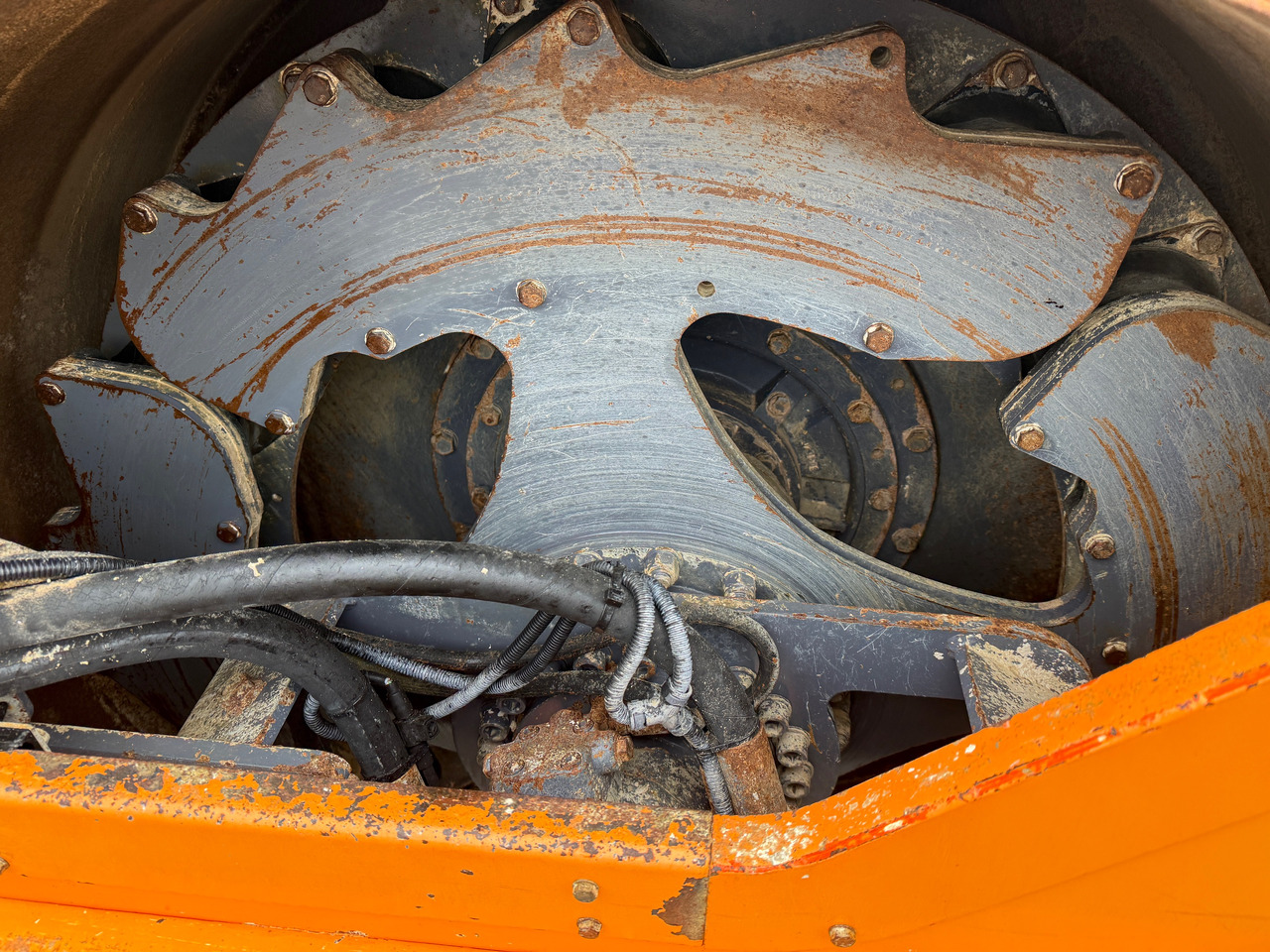 Compactor HAMM 3520 HT P Stampffuß Walzenzug Klima: picture 11 Compactor HAMM 3520 HT P Stampffuß Walzenzug Klima: picture 11