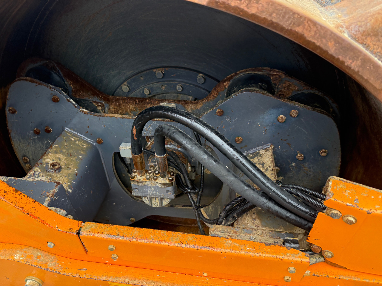 Compactor HAMM 3520 HT P Stampffuß Walzenzug Klima: picture 9 Compactor HAMM 3520 HT P Stampffuß Walzenzug Klima: picture 9