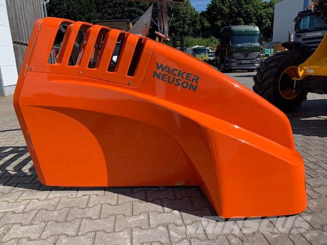 Hamm H13 H16 Motorhaube - Hood for Construction machinery: picture 4 Hamm H13 H16 Motorhaube - Hood for Construction machinery: picture 4