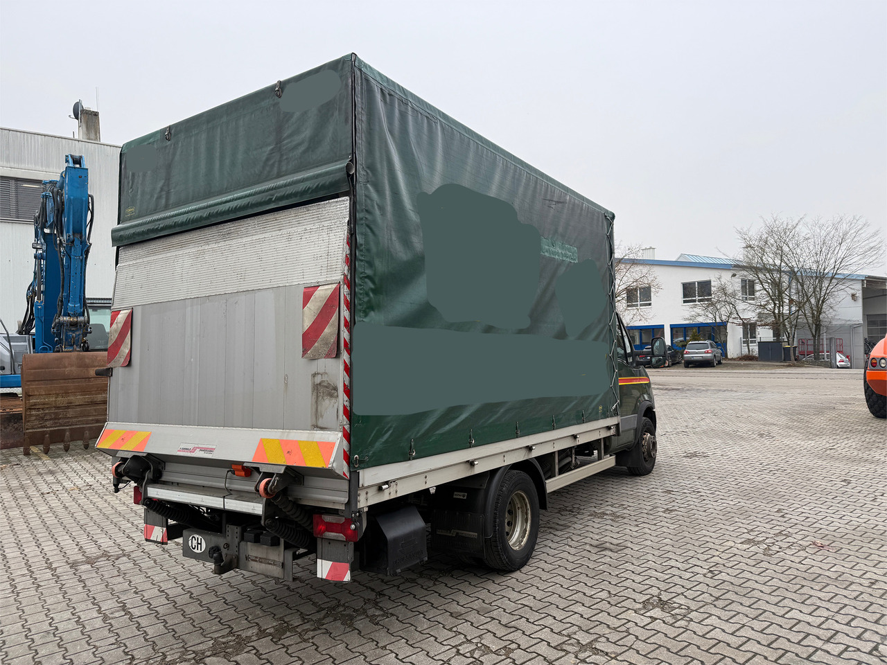 IVECO DAILY 70C17 Pritsche Plane LBW - Curtain side van: picture 4 IVECO DAILY 70C17 Pritsche Plane LBW - Curtain side van: picture 4