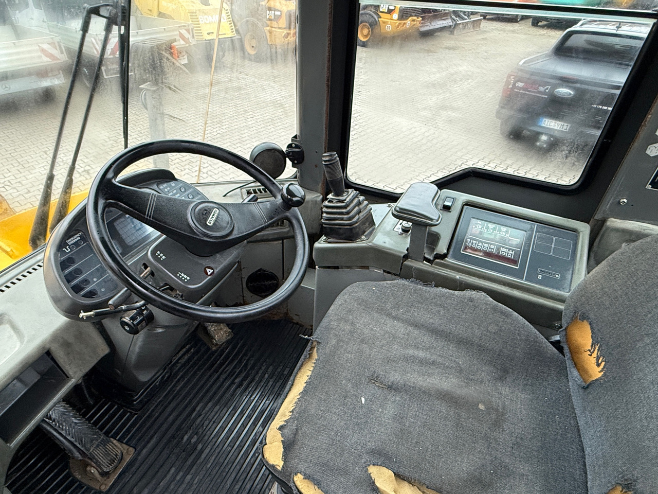 Wheel loader Komatsu Hanomag WA270-3 Radlader Klima: picture 15 Wheel loader Komatsu Hanomag WA270-3 Radlader Klima: picture 15