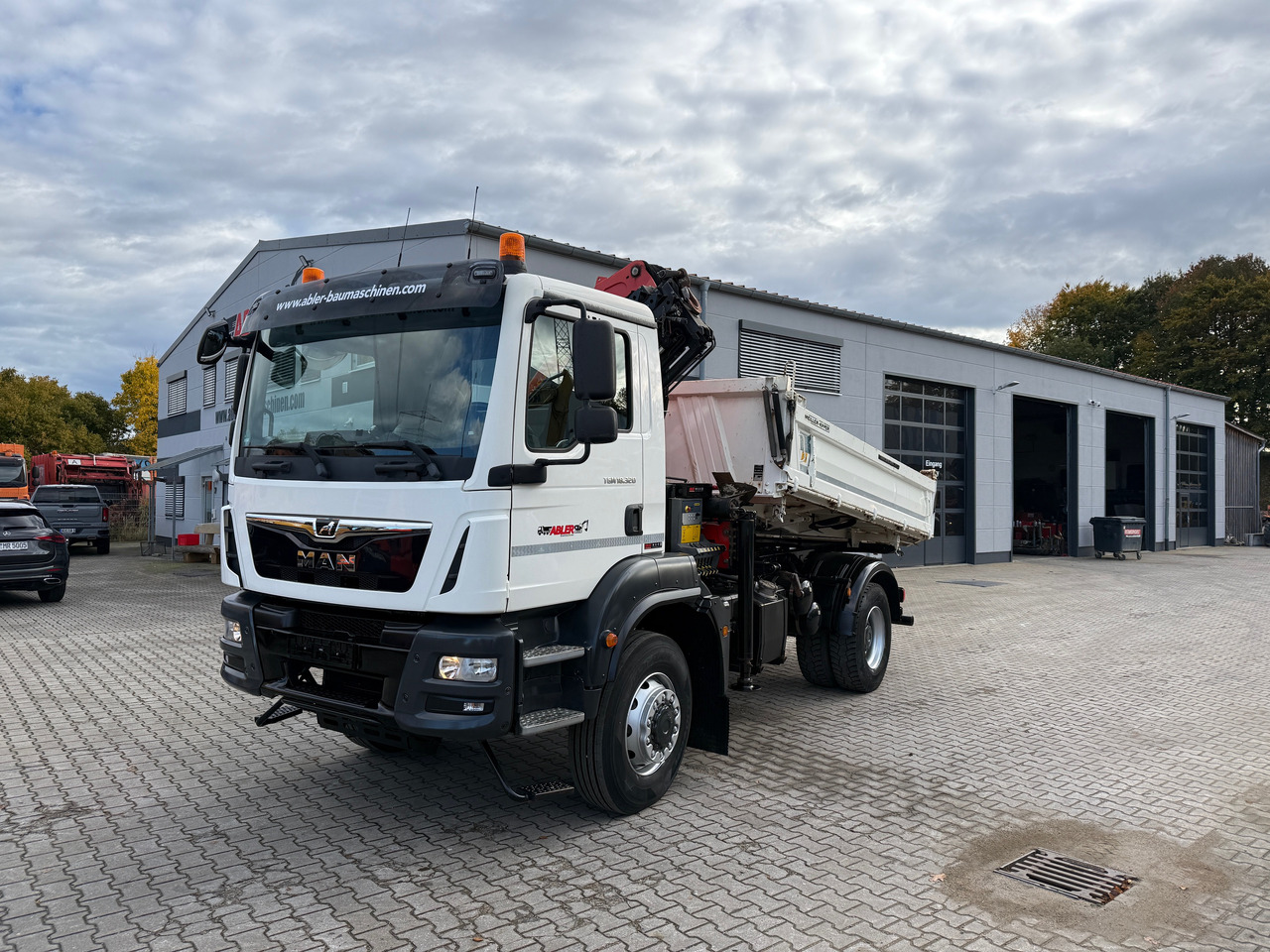 Tipper, Crane truck MAN TGM 18.320 Kipper+Kran Palfinger 4x4 Funk Greifer: picture 6