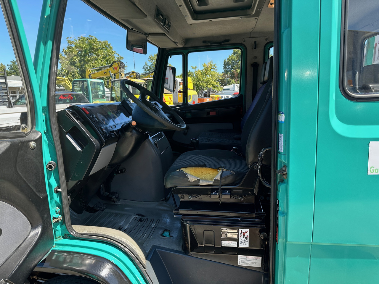 Tipper Mercedes-Benz 814 D Vario DOKA 3-Seiten-Kipper Meiller: picture 14