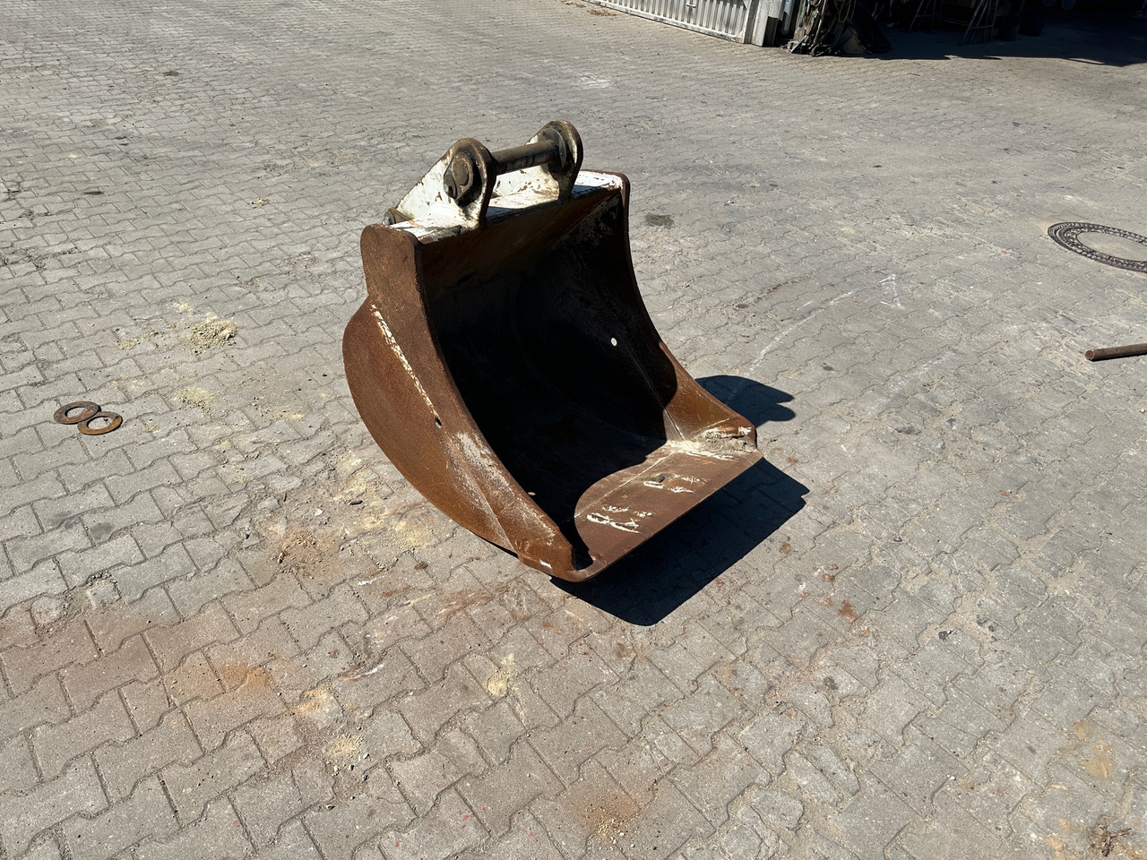 Tieflöffel 80cm O & K - Excavator bucket for Construction machinery: picture 2 Tieflöffel 80cm O & K - Excavator bucket for Construction machinery: picture 2