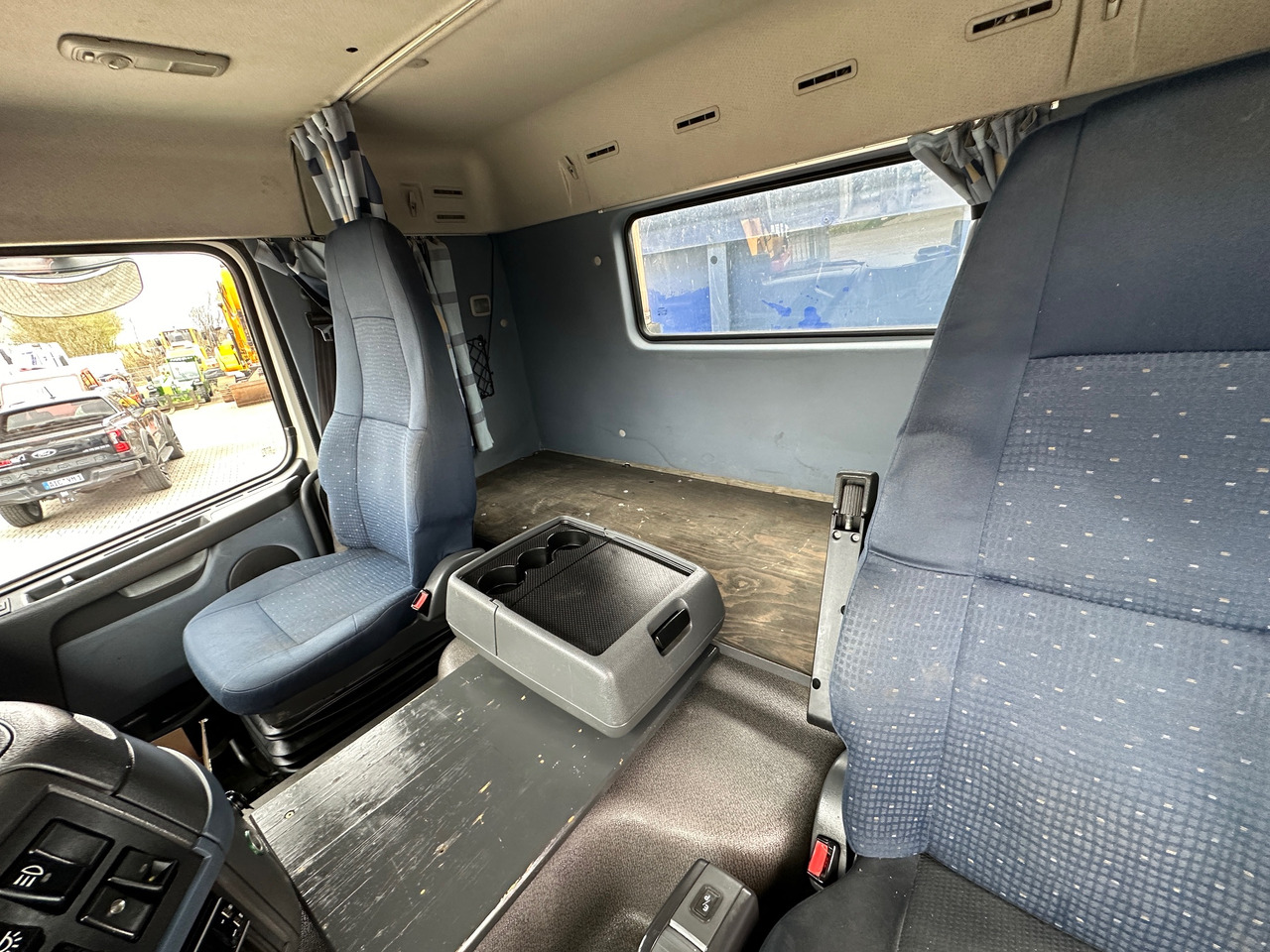 Tipper Volvo FM440 3-Seiten-Kipper mit Bordmatic 6x4 Winterdienst: picture 16