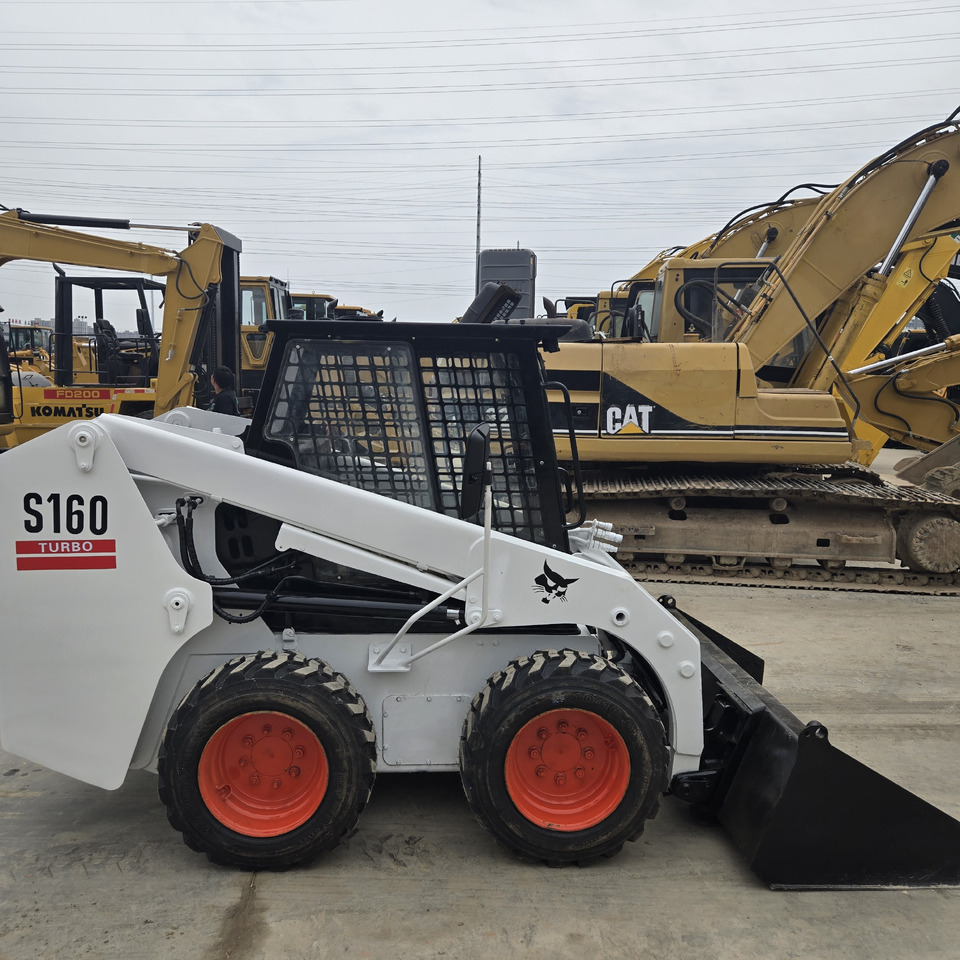 BOBCAT S160 - Skid steer loader: picture 4 BOBCAT S160 - Skid steer loader: picture 4