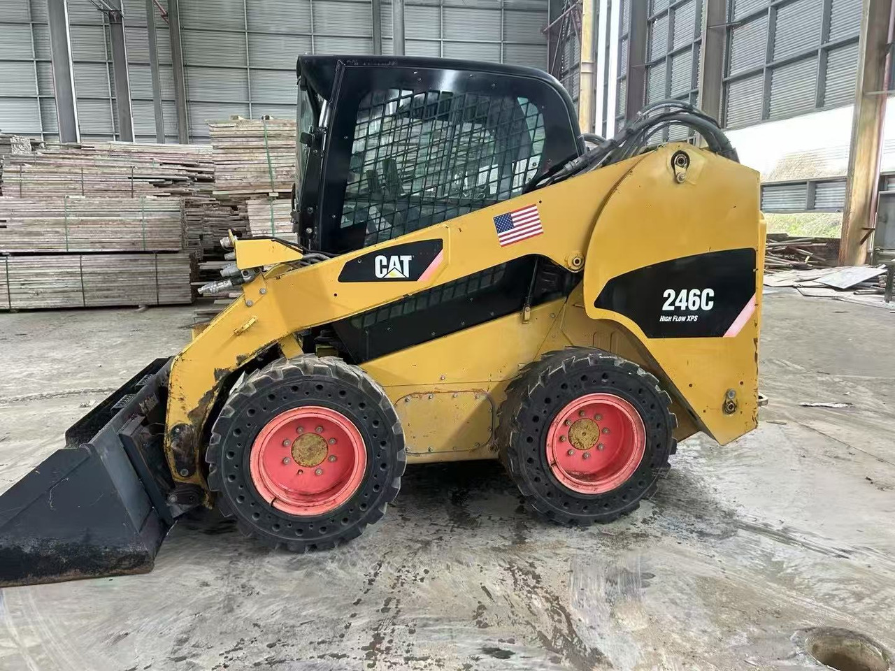 Caterpillar 246C - Skid steer loader: picture 1 Caterpillar 246C - Skid steer loader: picture 1