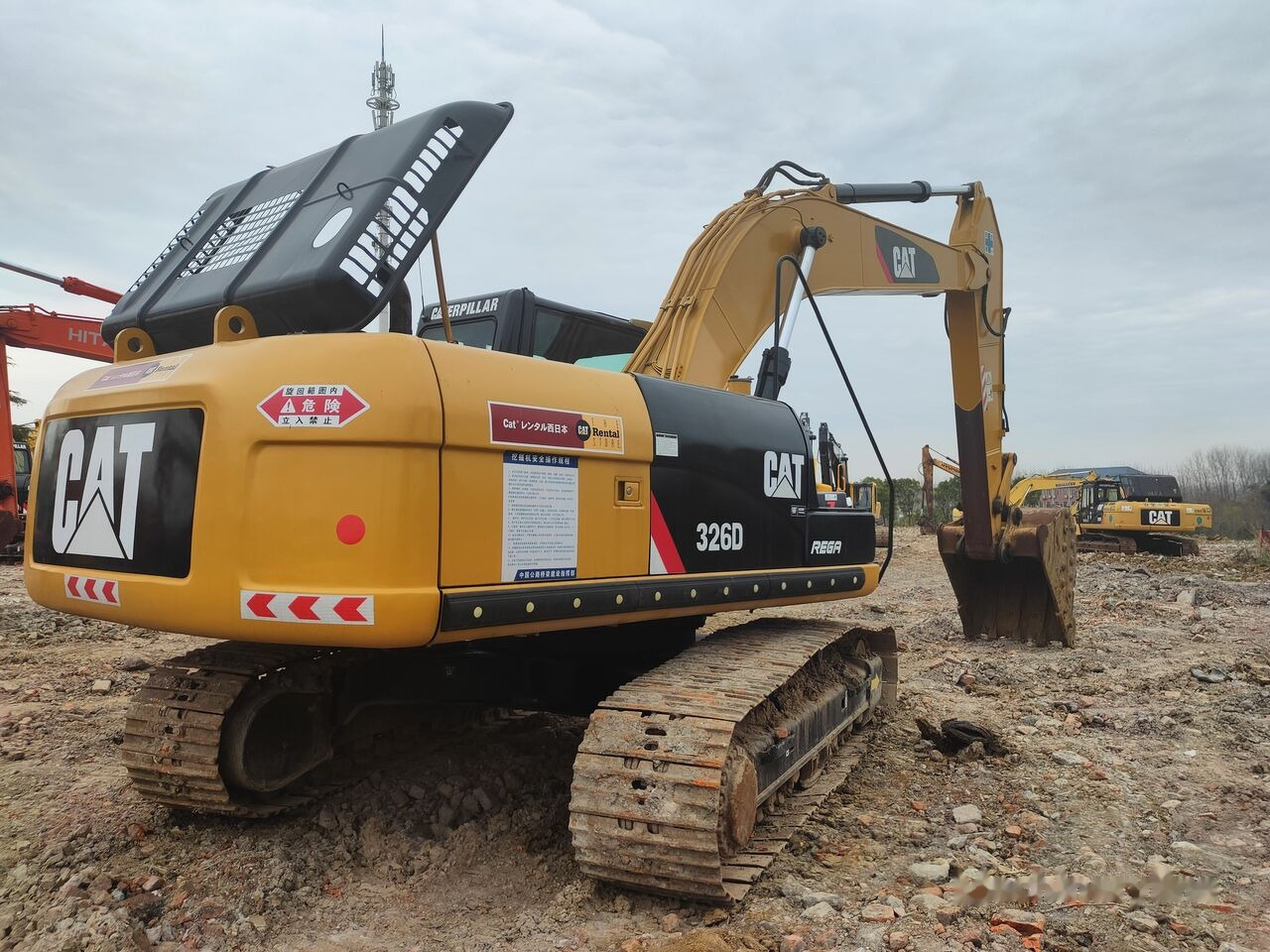 Crawler excavator Caterpillar 326D: picture 6